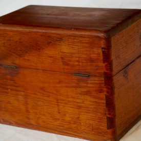 Breadfruit wood latched box 2